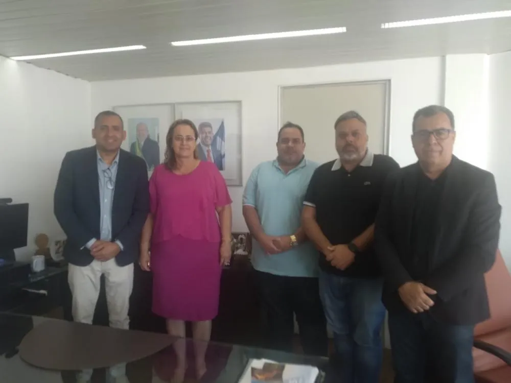 Prefeita Joanina Sampaio firma parceria com a SEAGRI para fortalecer a agricultura em Livramento