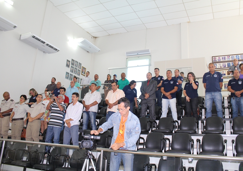 Delegado Marco Torres foi homenageado durante sessão da Câmara de Vereadores de Livramento