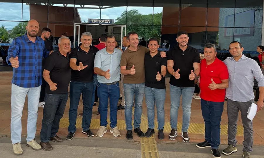 Policlínica Regional de Brumado recebe visita de prefeitos e gestores de saúde da região Sudoeste