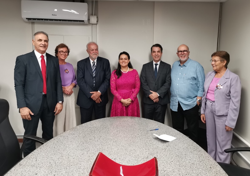 Aline Peixoto toma posse como primeira mulher conselheira do Tribunal de Contas dos Municípios da Bahia