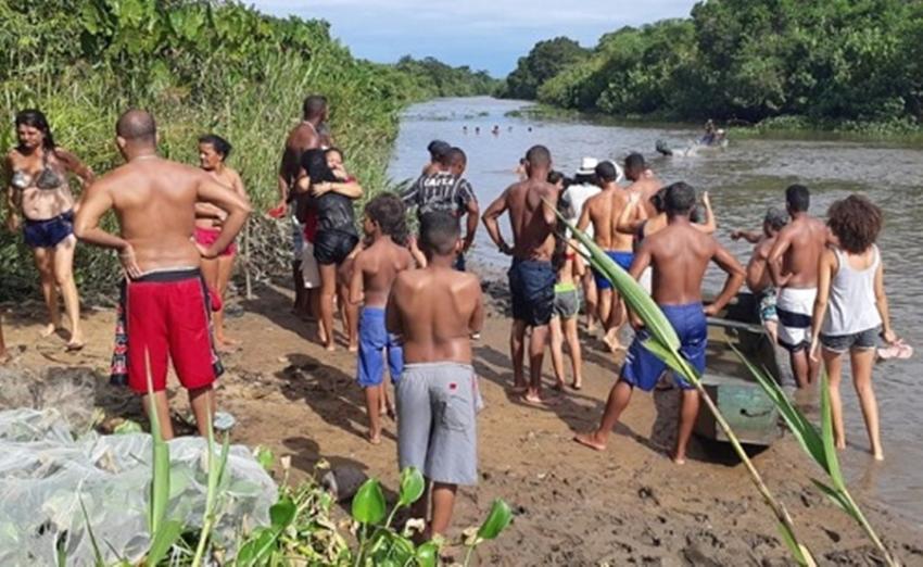 Adolescente é arrastada por correnteza de rio e morre afogada em Porto Seguro