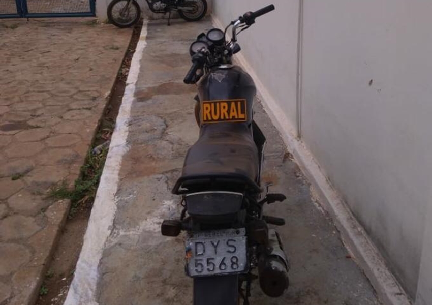 Livramento: Polícia apreende motocicleta com restrição de roubo/furto no distrito de Iguatemi