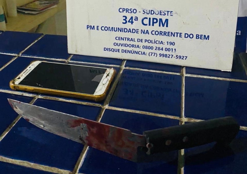 Homem é preso meia hora após tentar esfaquear casal em Brumado