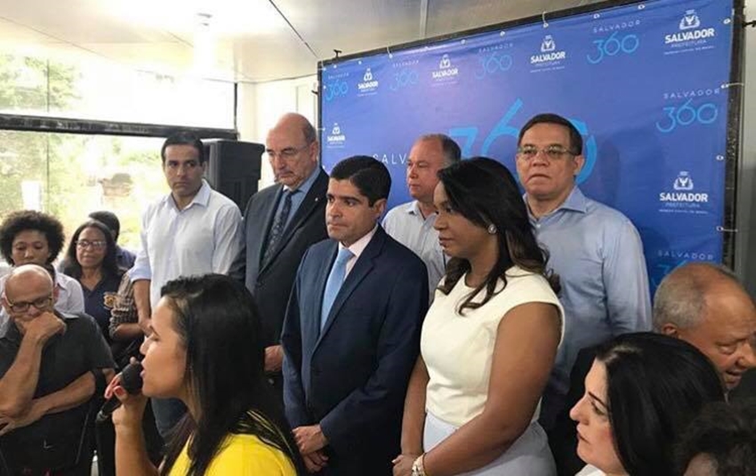 Deputado Luciano Ribeiro participa da inauguração do Centro Dia em Salvador