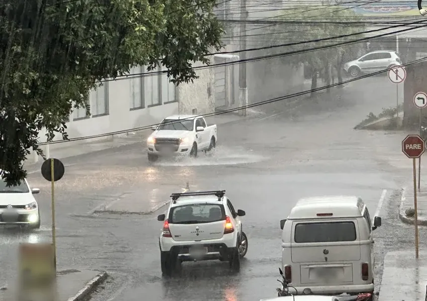 Brumado registra chuvas e traz alívio após dias de calor intenso