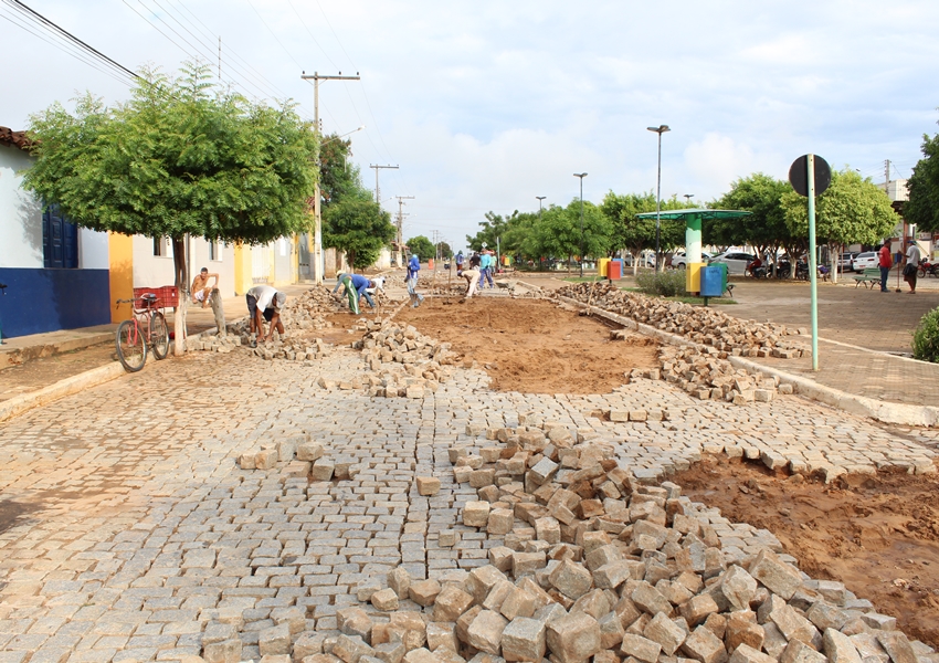 Chuvas causam estragos em vias de Livramento