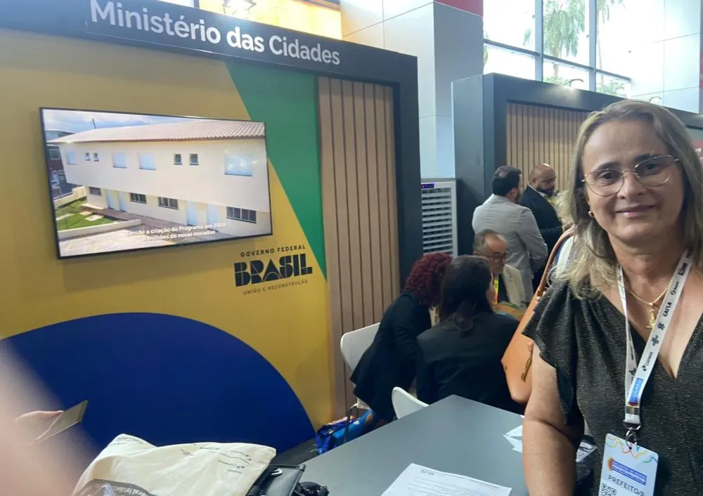 Prefeita Joanina Sampaio participa de encontro nacional de prefeitos em Brasília