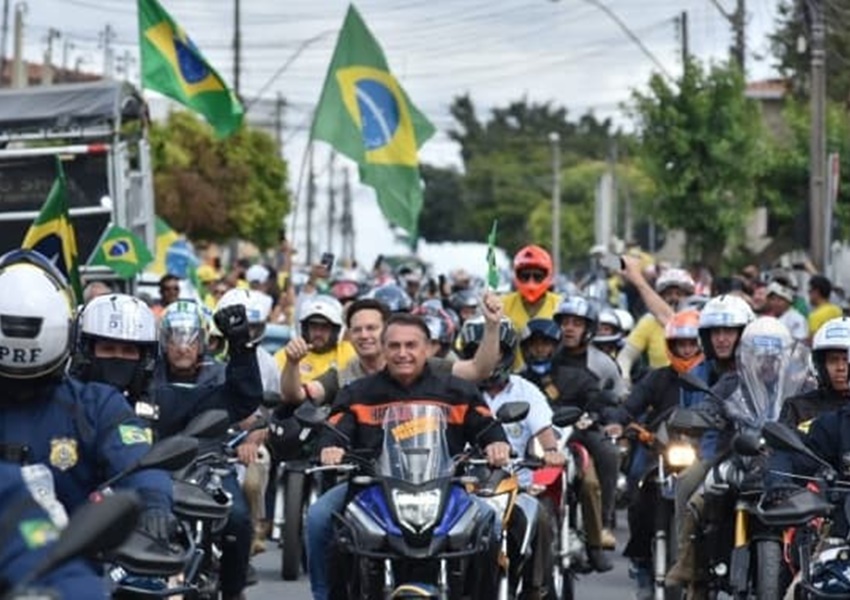 Bolsonaro gastou quase R$ 700 mil com cartão corporativo durante campanha; maior parte foi gasta em cidade baiana