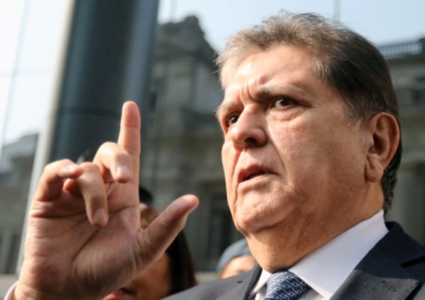 Ex-presidente do Peru morre após dar tiro na própria cabeça ao ser preso