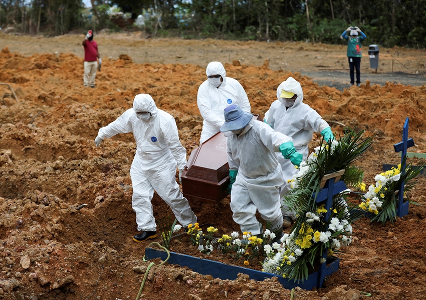 Brasil registra mais de 1,5 mil mortes por Covid neste sábado