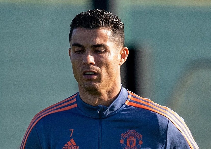  Após abandonar jogo, Cristiano Ronaldo é afastado pelo Manchester United