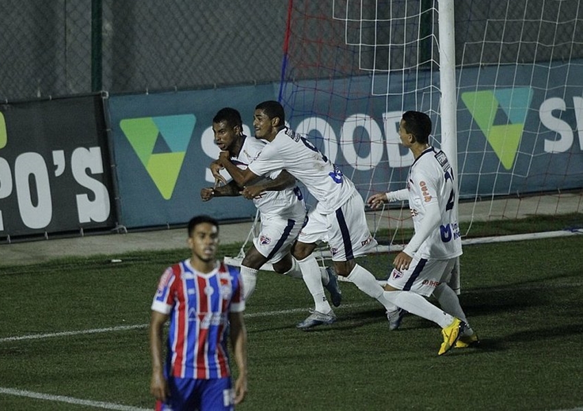 Bahia de Feira derrota Bahia por 3×0 e fará final do interior no Campeonato Baiano