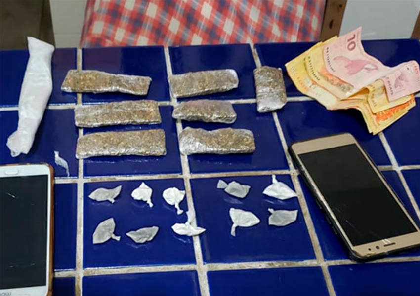  Livramento: Homem é detido acusado de tráfico de drogas no bairro Taquari