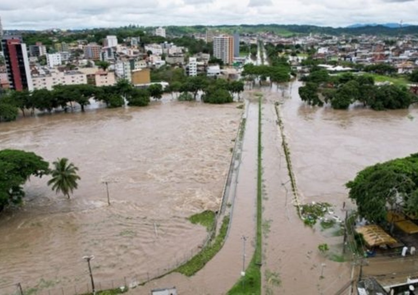 Chuva deixa 495 desabrigados e 8.803 desalojados na Bahia