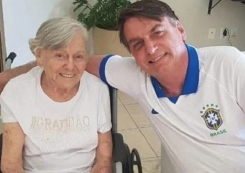 Mãe de Bolsonaro morre aos 94 anos; anúncio foi feito pelo presidente