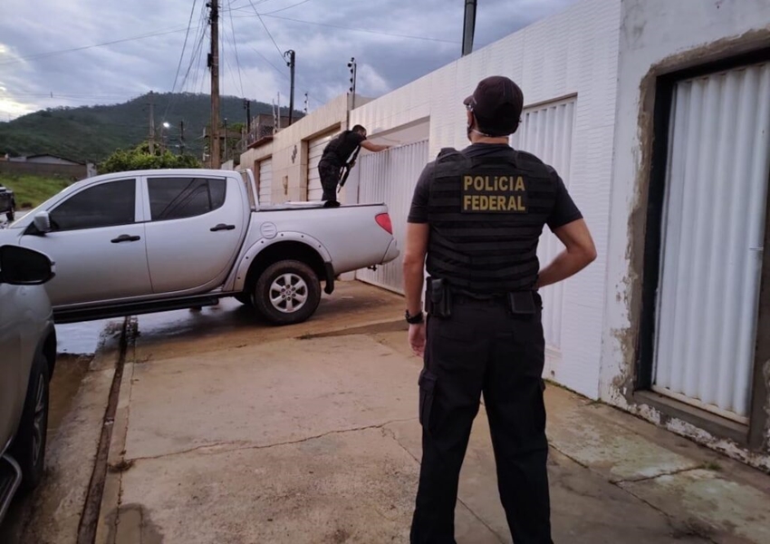 Polícia Federal combate desvios de recursos públicos da Educação em Barreiras