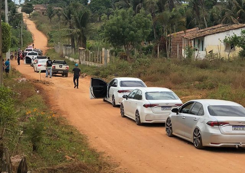 Gêmeos: Polícia apreende carros de luxo que seriam sorteados em 'rifa ilegal' na internet, em Arapiraca