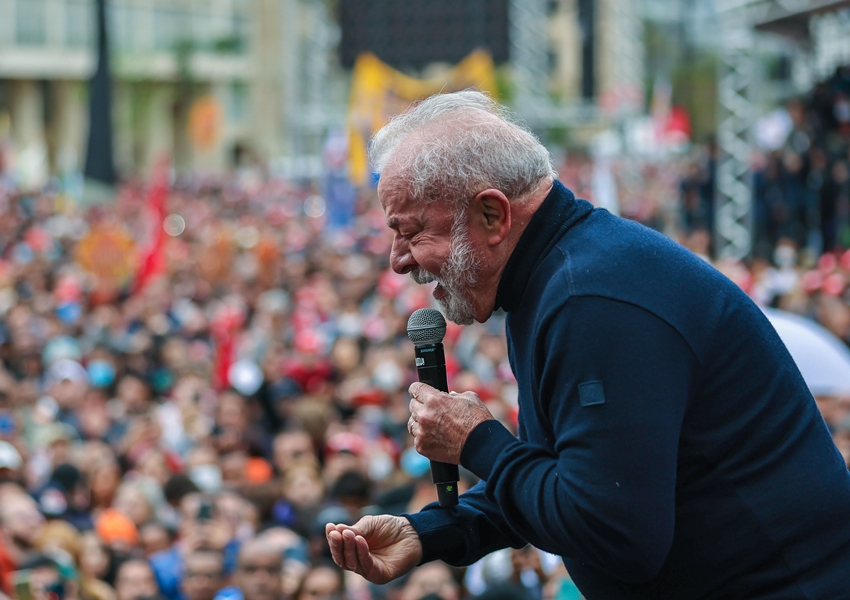 Lula diz que 'igreja não é palanque político'