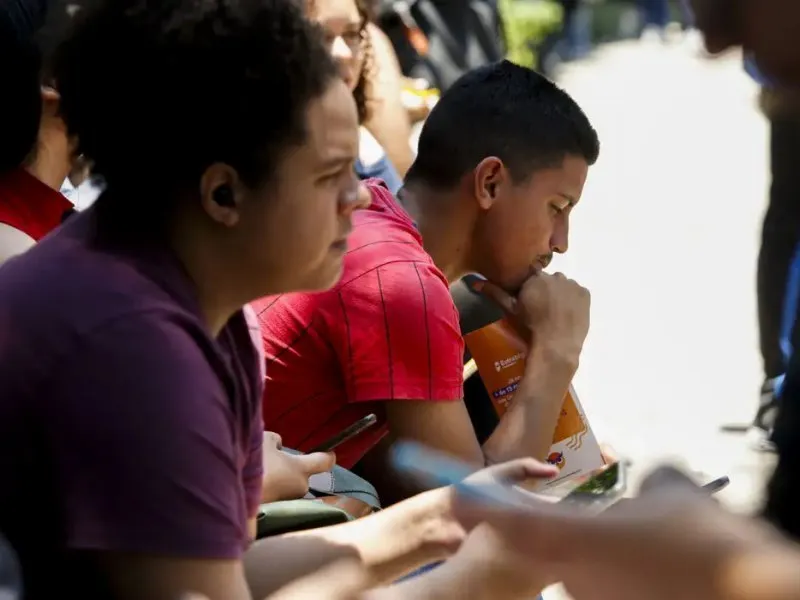 Cerca de 2,1 milhões de pessoas participam do primeiro Concurso Público Nacional Unificado neste domingo