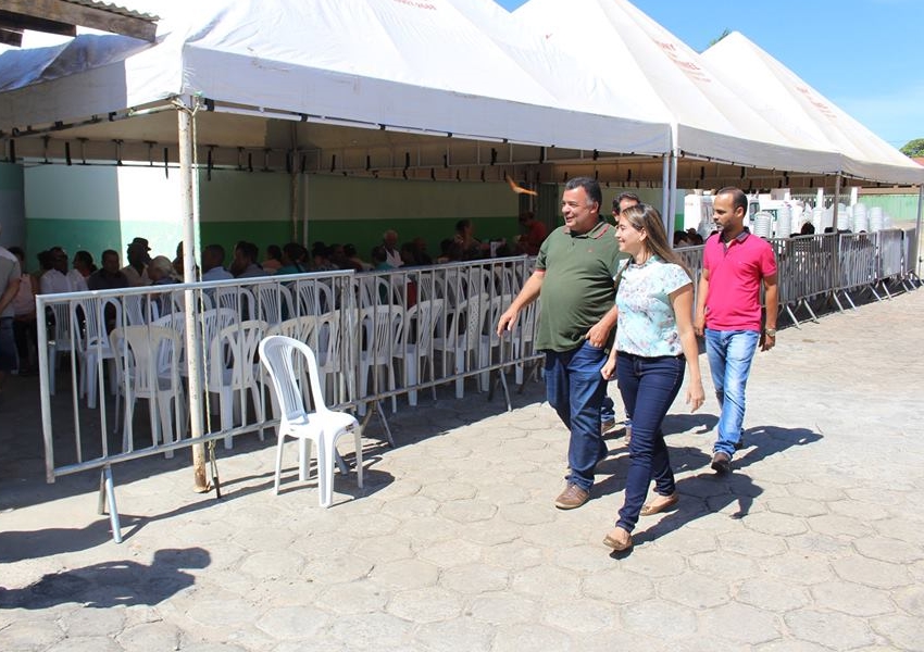 Livramento: Prefeito Ricardinho Ribeiro visita mutirão de catarata no HUCS