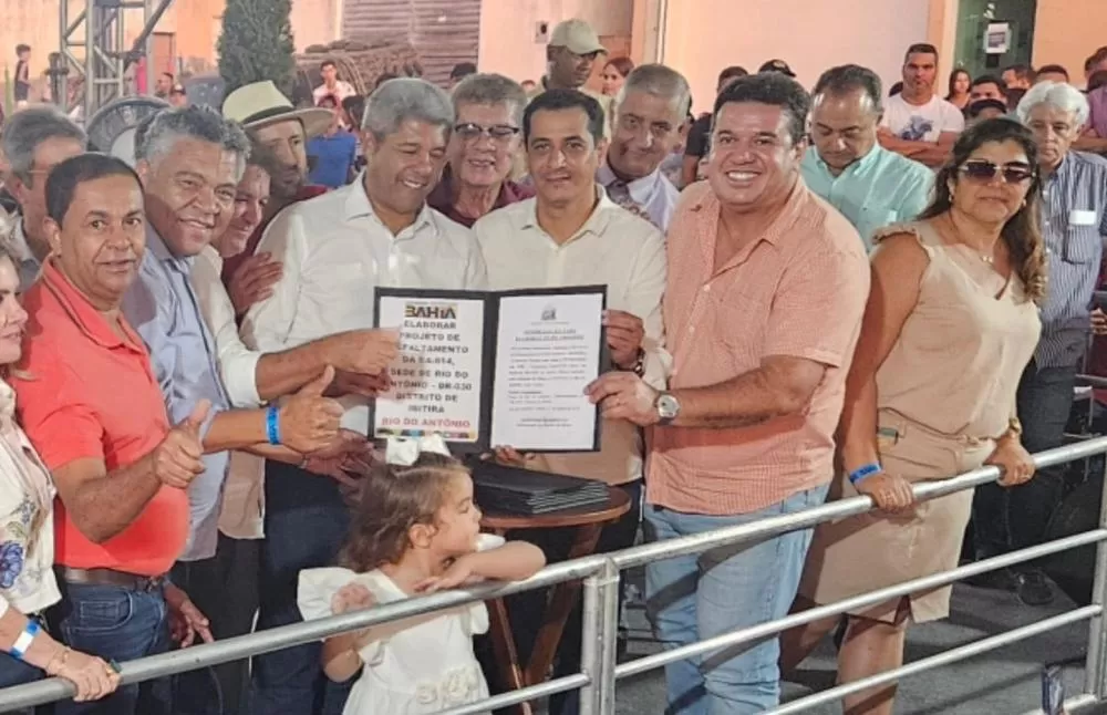 Deputado Marquinho Viana Acompanha Governador Jerônimo Rodrigues em Inauguração de Obras em Ibitira