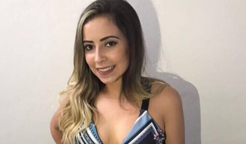 Jovem de 17 anos morre após teto de varanda cair enquanto ela se balançava em rede