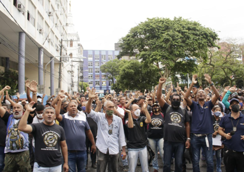 Policiais civis entregam, nesta sexta, chaves das custódias de presos