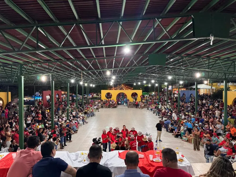 Folia de Reis 2025 reúne 19 ternos e fortalece tradição cultural em Ituaçu