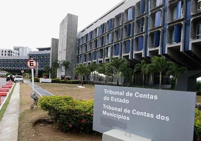 TCE e TCM identificam 1.548 servidores que acumulam cargos ilegalmente