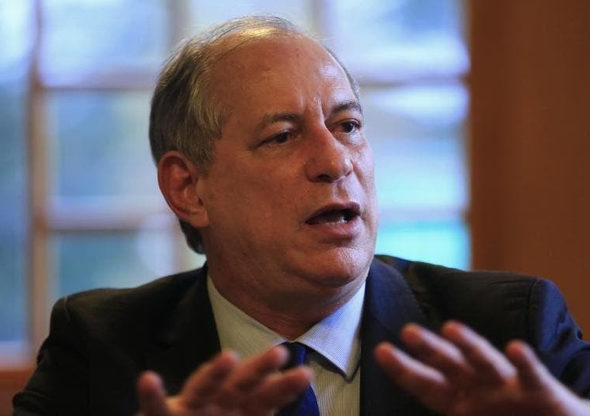 Ciro diz que Lula apresentou no JN uma ideia sua, sobre dívida de consumidores