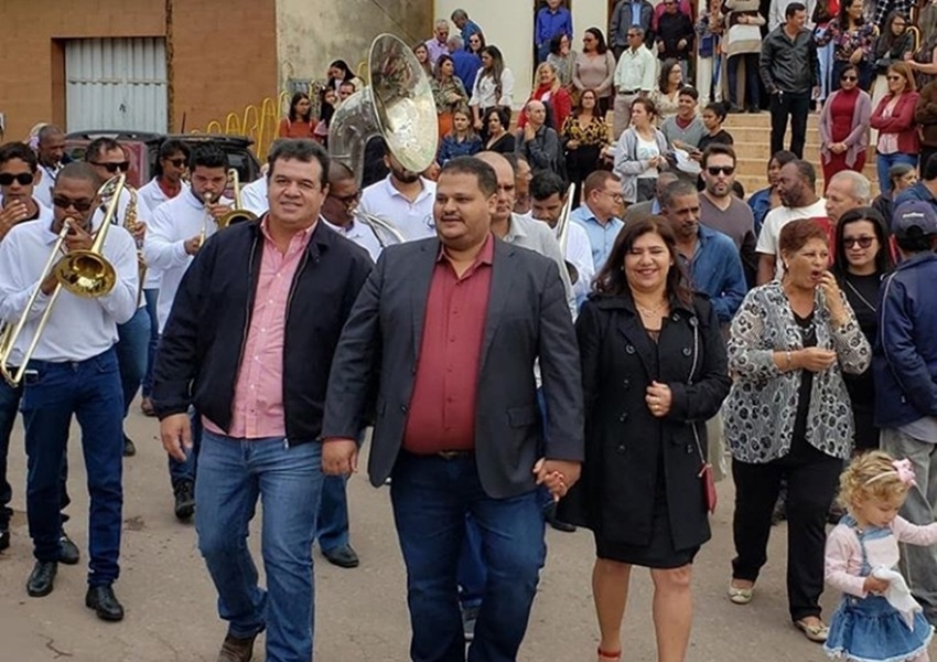 Deputado Marquinho Viana participa dos festejos dos 57 anos de emancipação política de Ibicoara