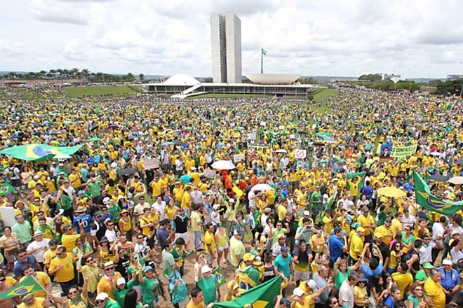 Vem pra Rua cogita manifestações contra atos da gestão Temer