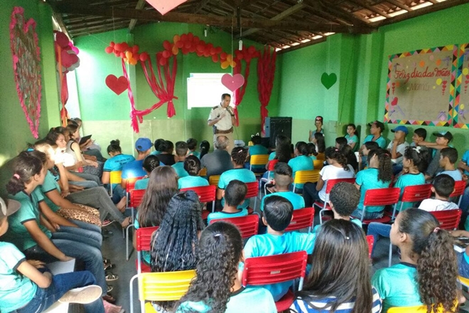 Equipe do PROAPEC ministrou palestra no Povoado de Arrecife, em Livramento de Nossa Senhora